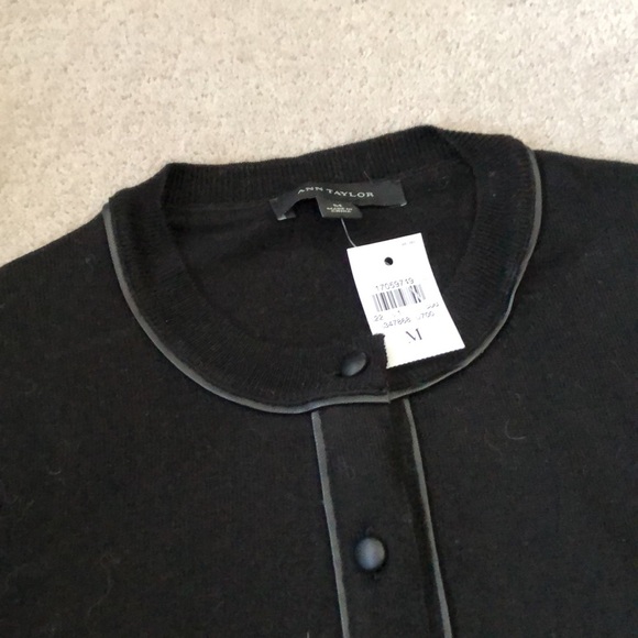 Ann Taylor cropped sweater! - Picture 5 of 5